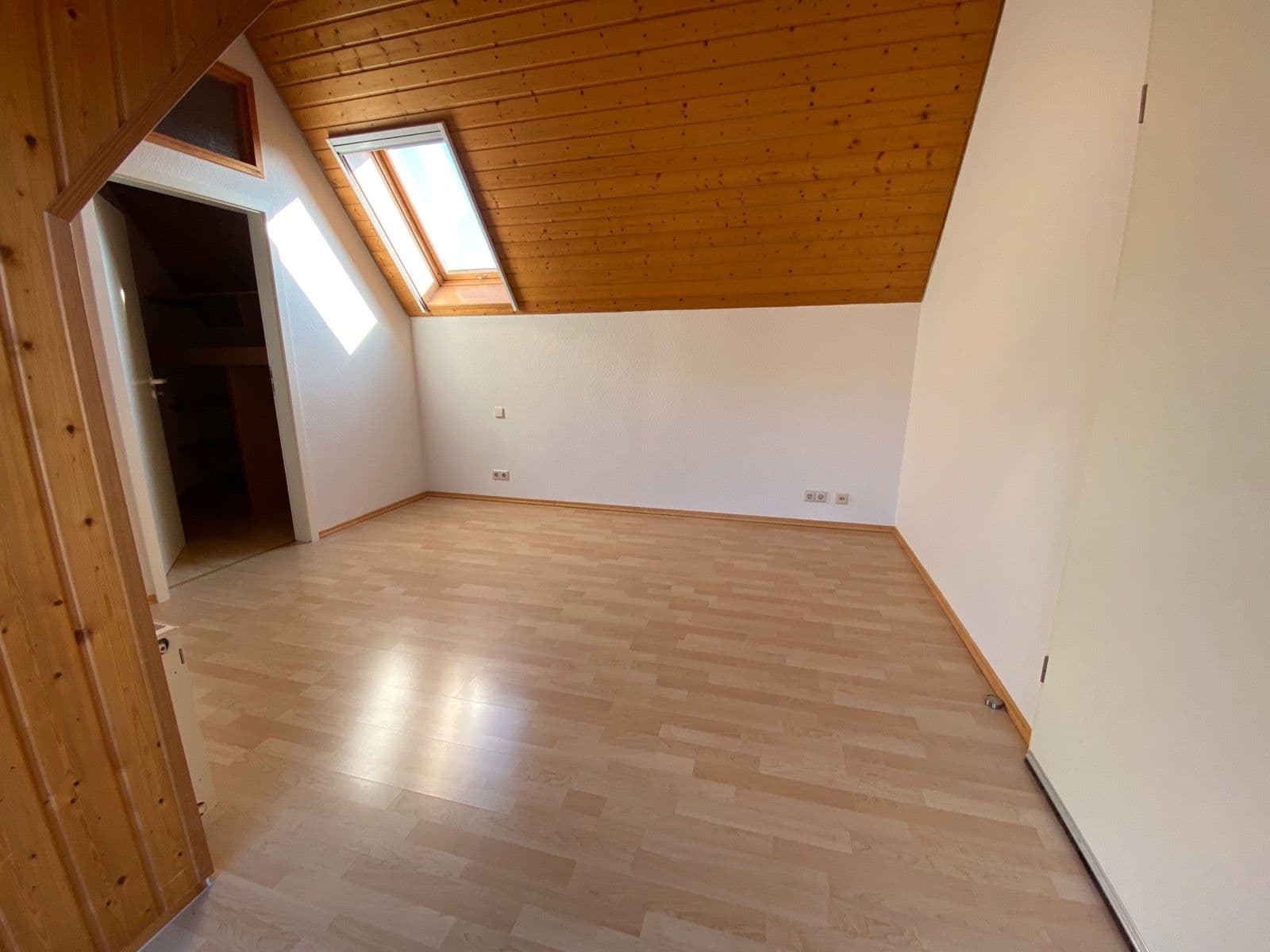 Bild 8 Unorthodoxe Wohnung mit Potential nahe Basel | Grenzach-Wyhlen | 88m² | 229.000€