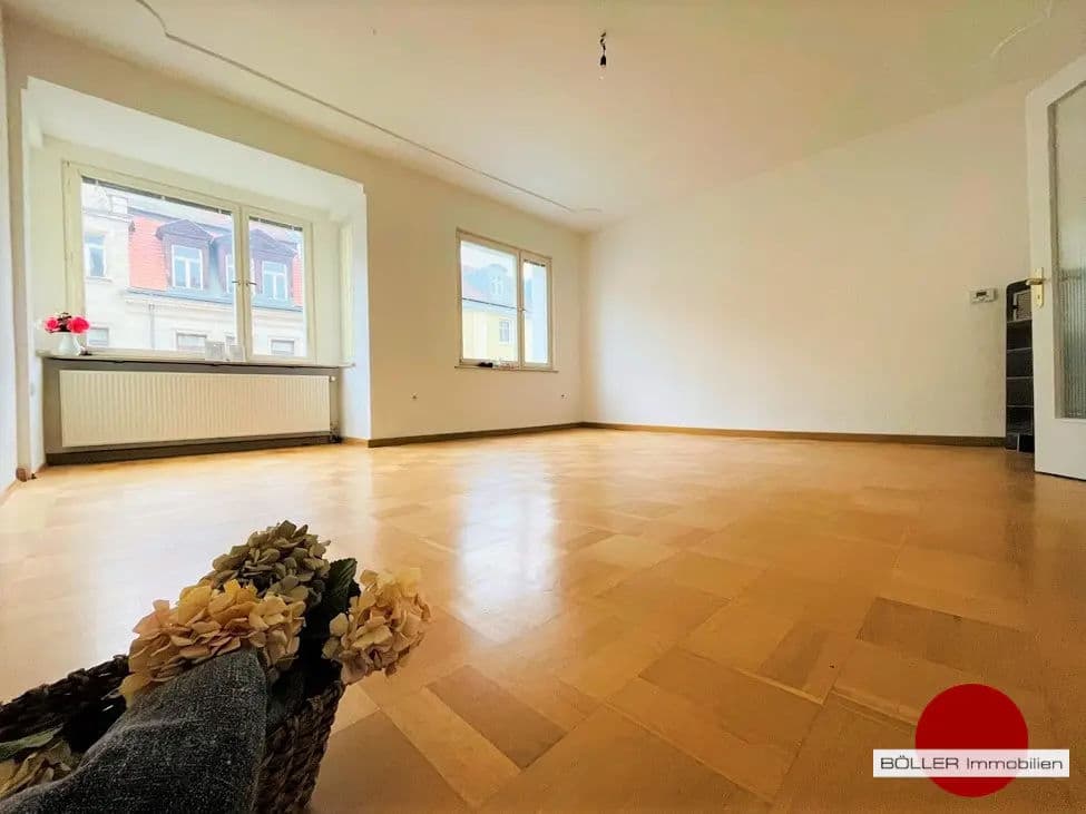 Bild 2 Spannende Altbauwohnung in guter Lage | Fürth | 92m² | 280.000€