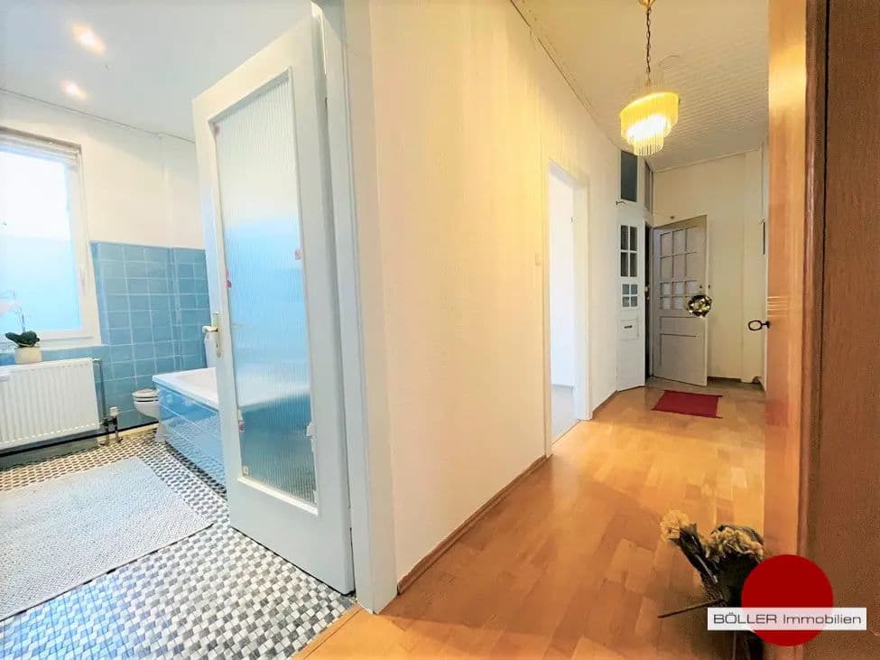 Bild 8 Spannende Altbauwohnung in guter Lage | Fürth | 92m² | 280.000€
