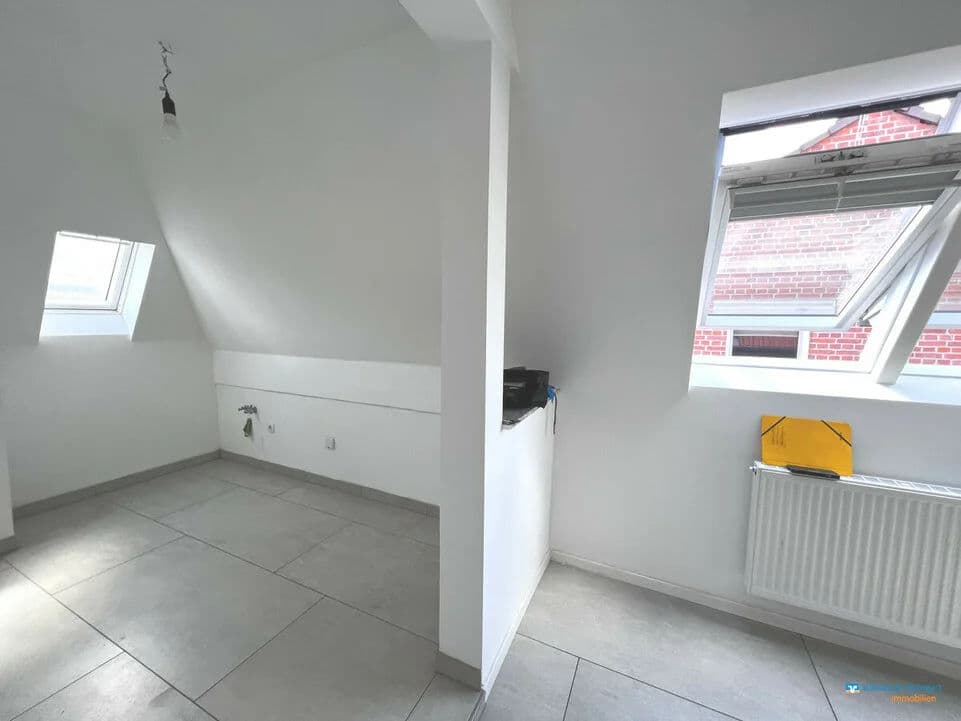 Bild 4 Schöne DG-Wohnung in Stuttgart | Stuttgart | 90m² | 379.000€