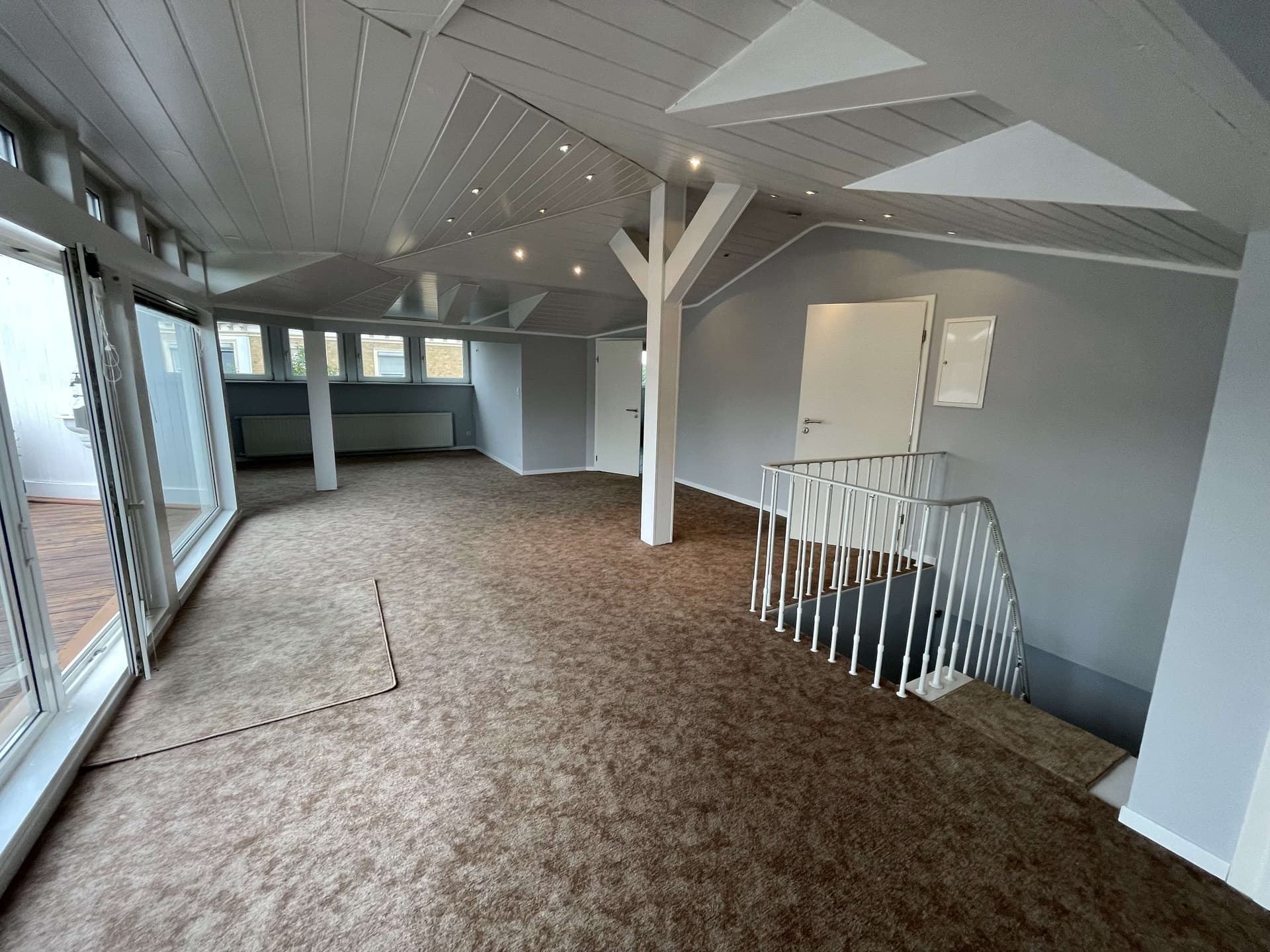 Bild 1 Geräumiges Penthouse nahe Hamburg | Pinneberg, Elmshorn | 150m² | 295.000€