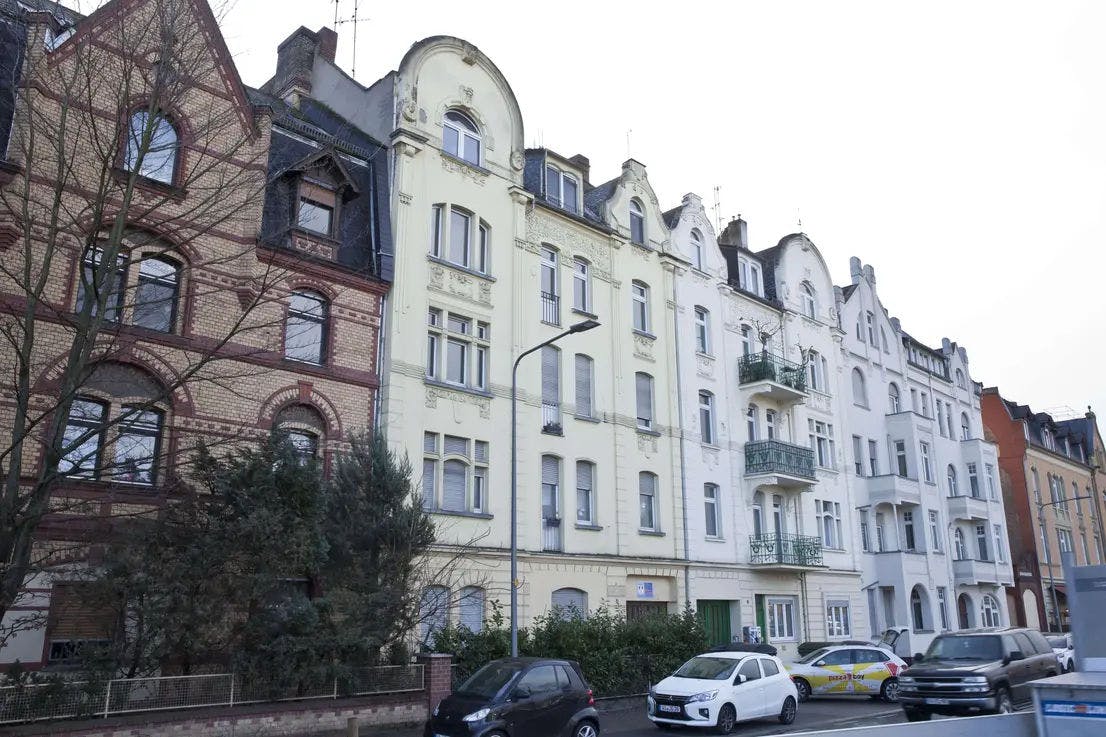 Bild 7 Vermietete Altbauwohnung in Wiesbaden | Wiesbaden, Biebrich | 52m² | 195.000€